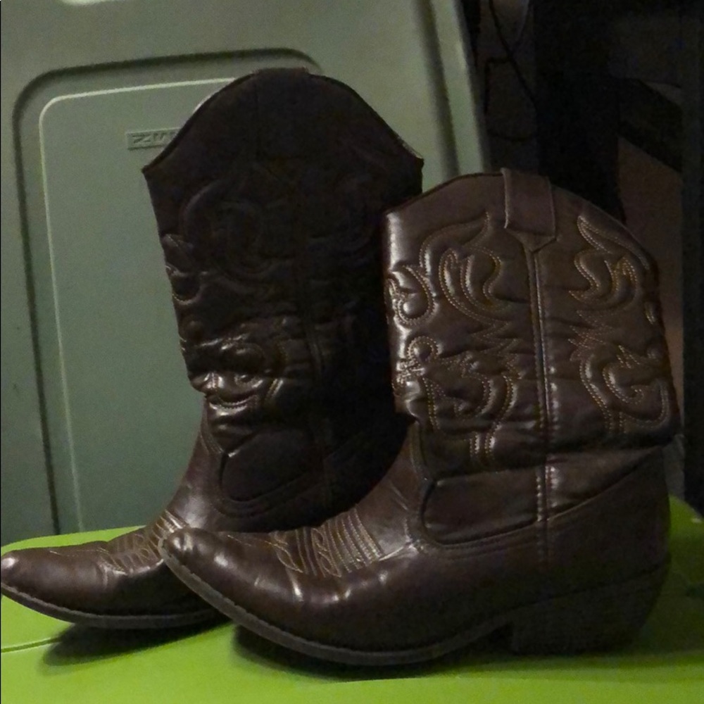Boots